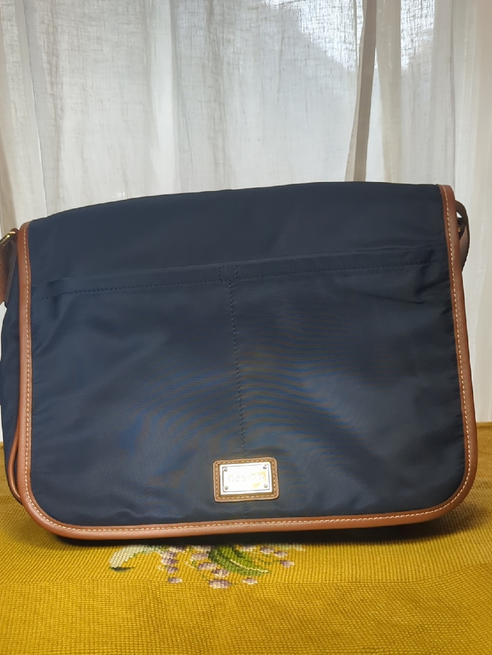 CALVIN KLEIN BELFAST NYLON  MESSENGER CROSSBODY